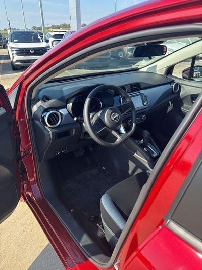 2025 Nissan Versa 1.6 SV