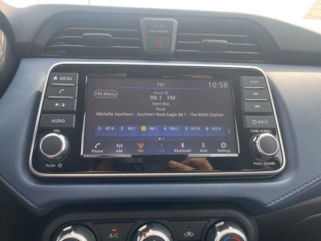 2025 Nissan Versa SV