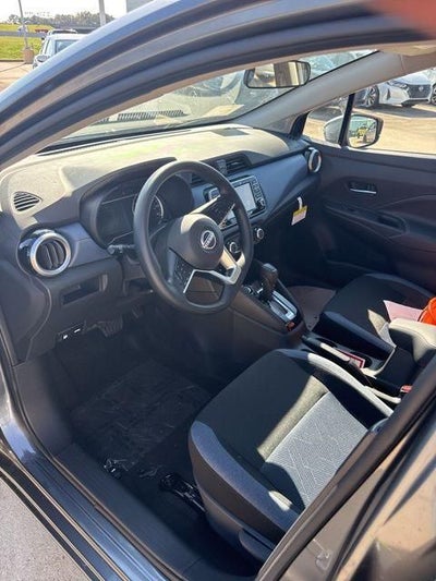 2025 Nissan Versa SV