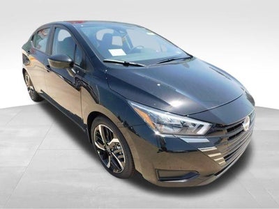 2025 Nissan Versa SR