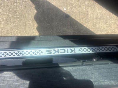 2025 Nissan Kicks Play Play S