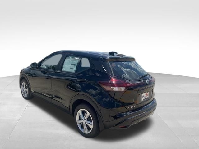 2025 Nissan Kicks S