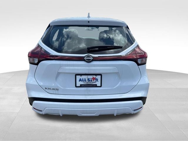 2025 Nissan Kicks Play S