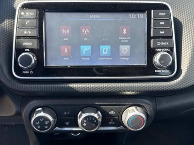 2022 Nissan Kicks S