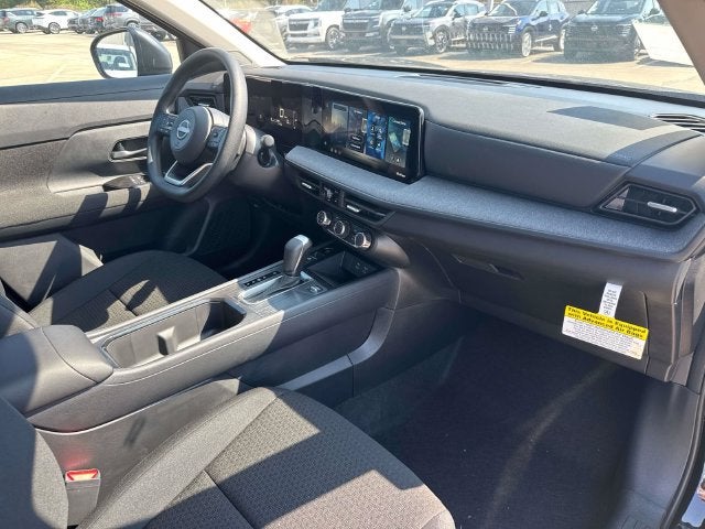 2027 Nissan Kicks S