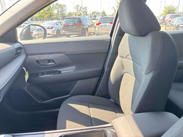 2027 Nissan Kicks S