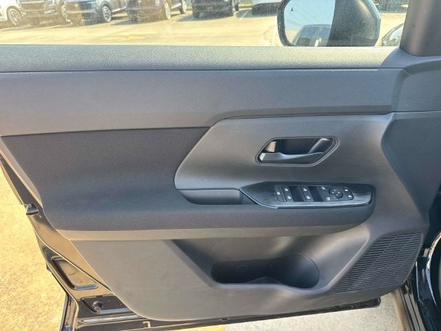 2027 Nissan Kicks S