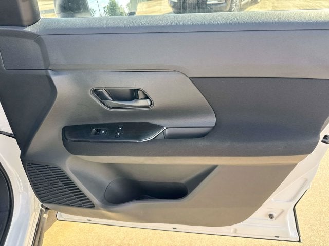 2027 Nissan Kicks S