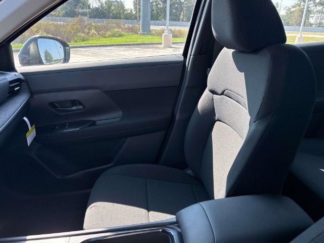 2027 Nissan Kicks S