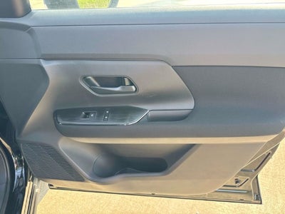 2027 Nissan Kicks S