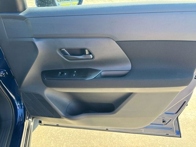 2027 Nissan Kicks S