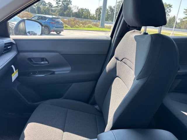 2027 Nissan Kicks S