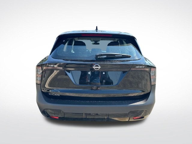 2027 Nissan Kicks S