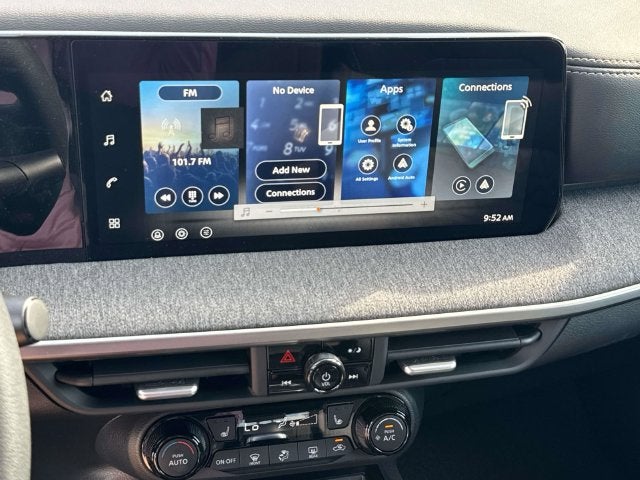 2027 Nissan Kicks SV