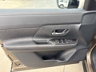 2027 Nissan Kicks SV