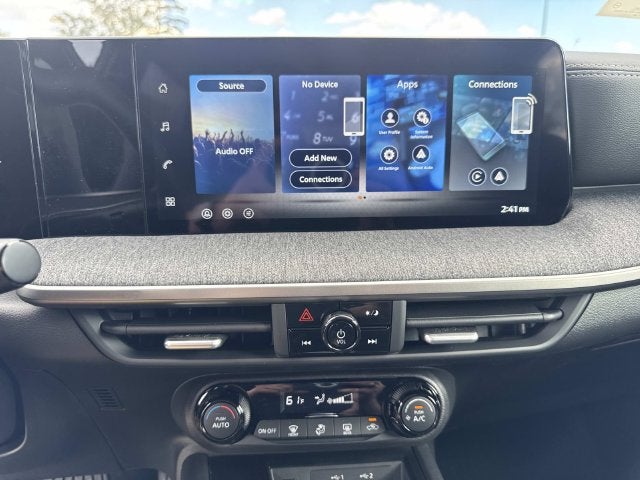 2027 Nissan Kicks SV
