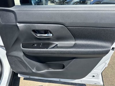 2027 Nissan Kicks SV