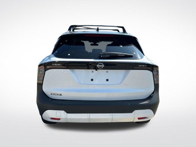 2027 Nissan Kicks SV