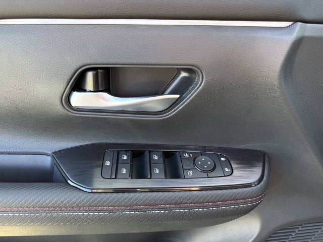 2027 Nissan Kicks SR