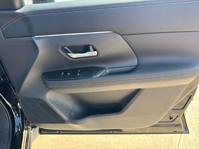2027 Nissan Kicks SR