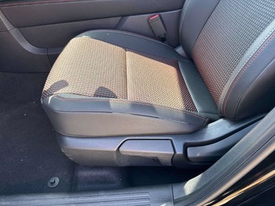 2027 Nissan Kicks SR