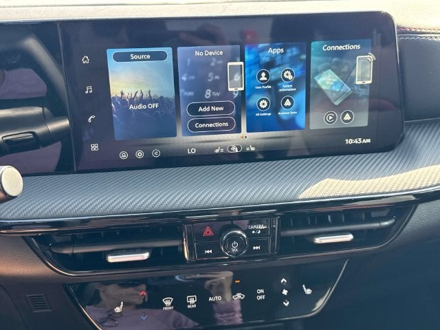 2027 Nissan Kicks SR