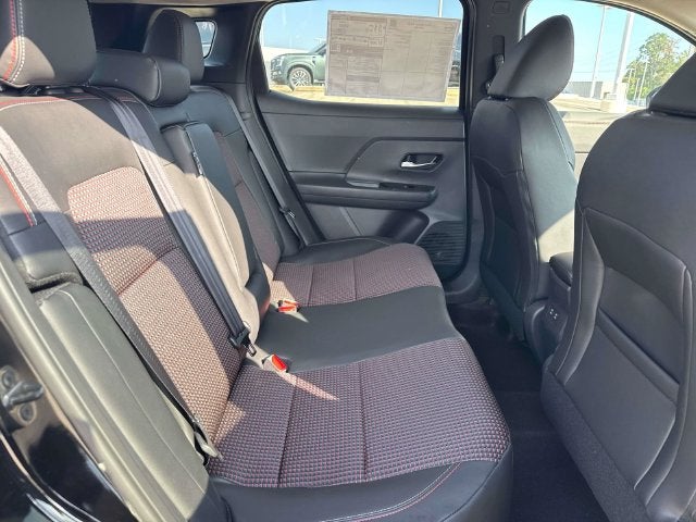 2027 Nissan Kicks SR