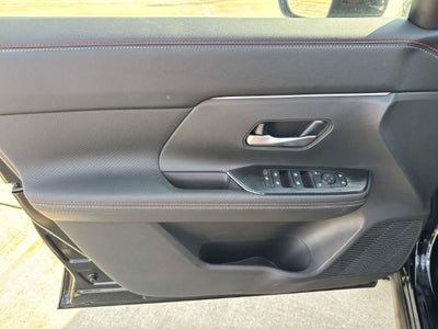 2027 Nissan Kicks SR