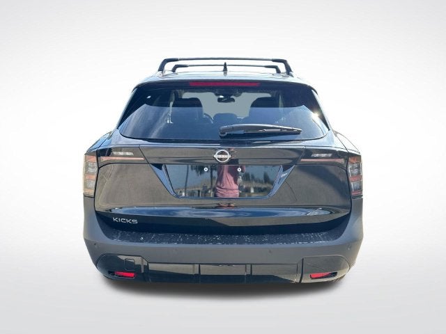 2027 Nissan Kicks SR