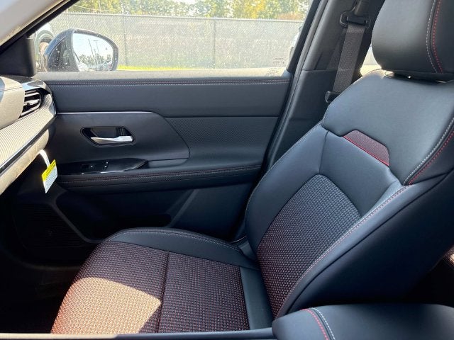 2027 Nissan Kicks SR