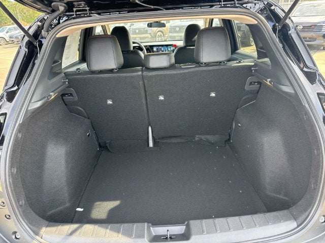 2027 Nissan Kicks SR