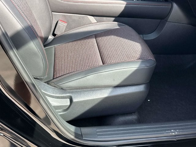 2027 Nissan Kicks SR