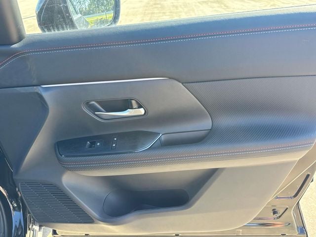 2027 Nissan Kicks SR