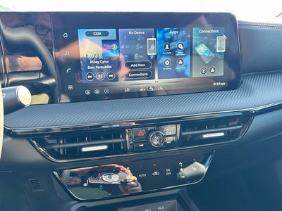 2027 Nissan Kicks SR