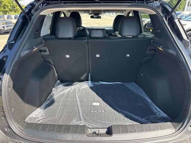 2027 Nissan Kicks SR