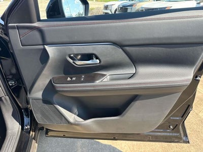 2027 Nissan Kicks SR