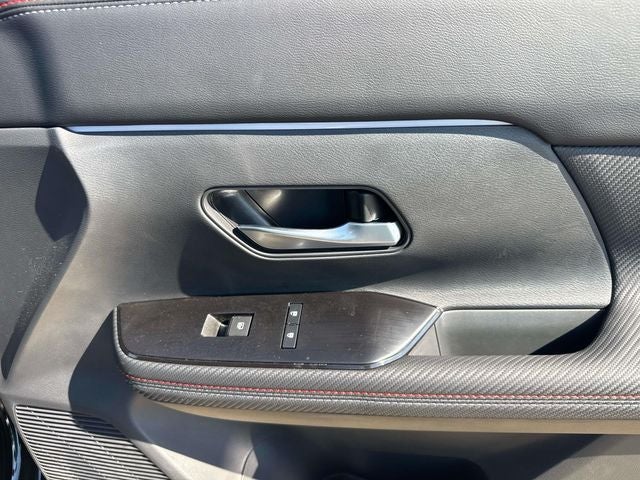 2027 Nissan Kicks SR