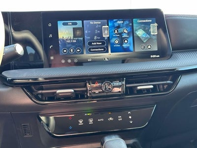 2027 Nissan Kicks SR