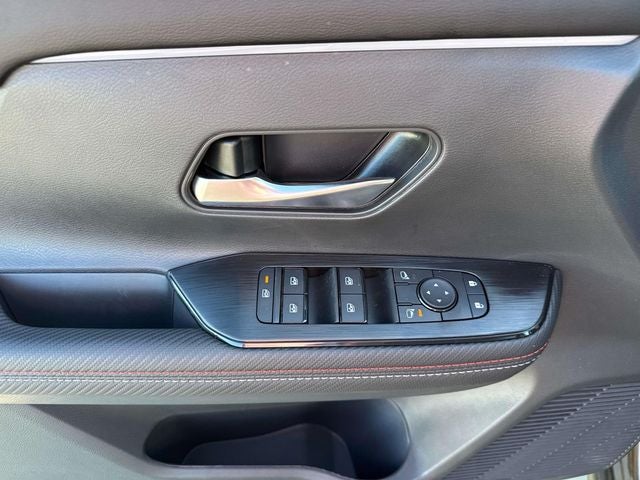 2027 Nissan Kicks SR