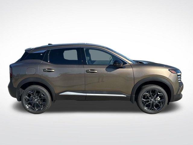 2027 Nissan Kicks SR