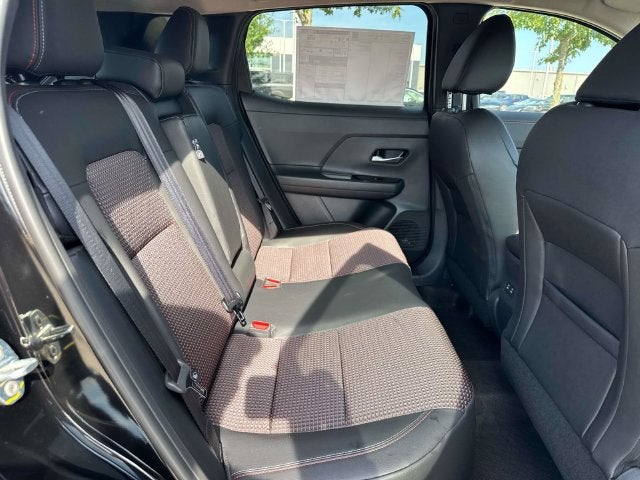2027 Nissan Kicks SR