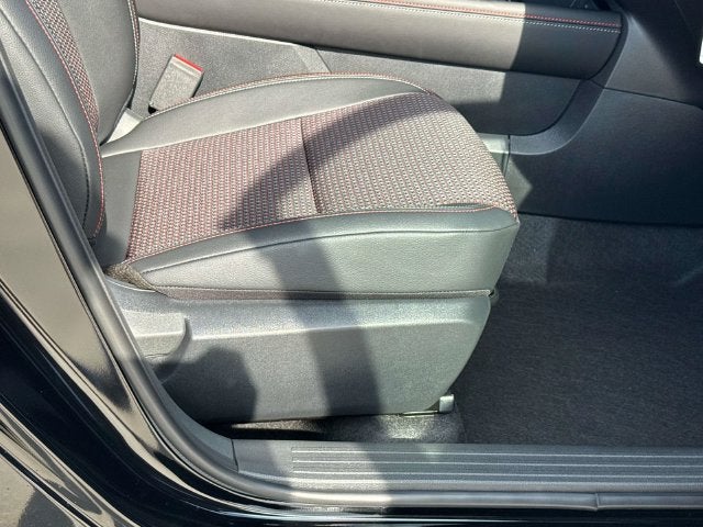 2027 Nissan Kicks SR