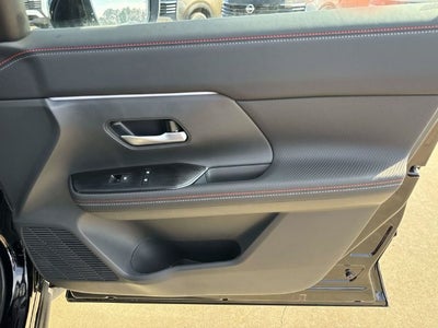2027 Nissan Kicks SR