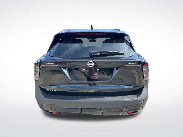 2027 Nissan Kicks SR