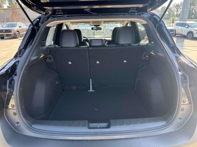 2027 Nissan Kicks SR