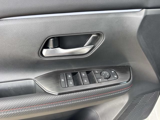 2027 Nissan Kicks SR