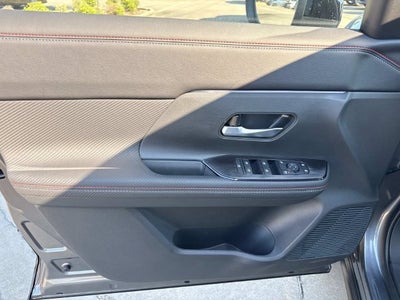 2027 Nissan Kicks SR