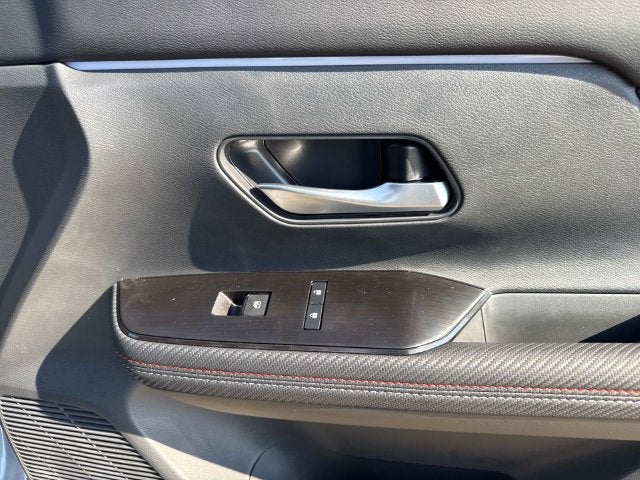 2027 Nissan Kicks SR