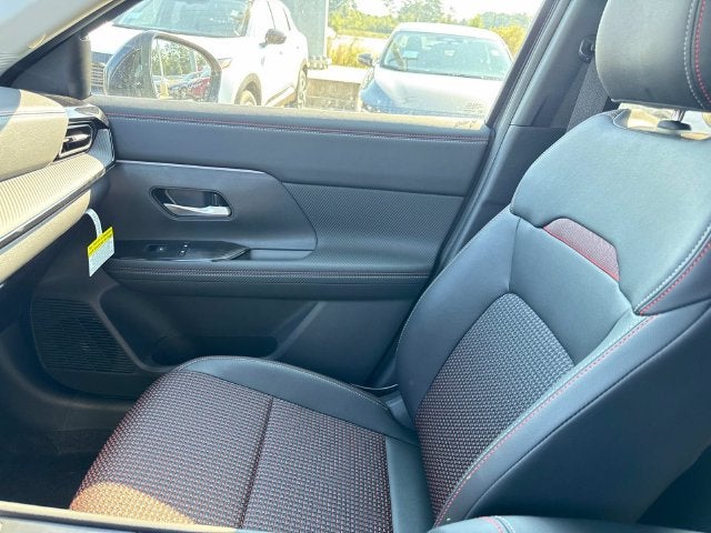 2027 Nissan Kicks SR