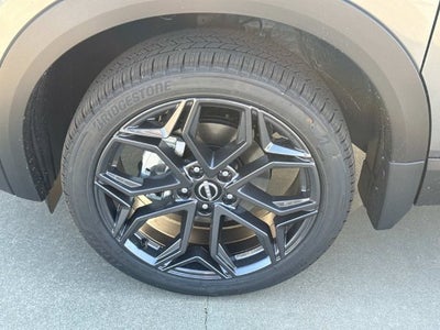 2027 Nissan Kicks SR